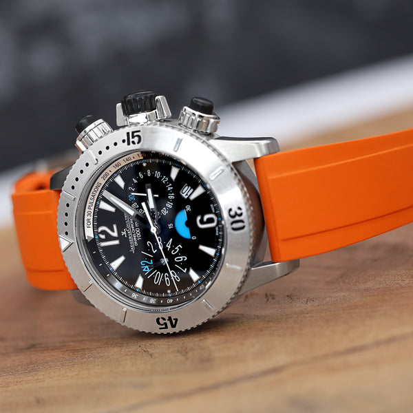 How Crafter Blue’s stylish UX03 rubber strap can give your old watch a fresh new look