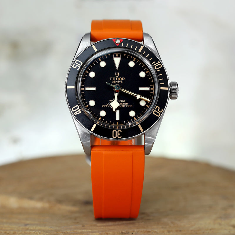 22mm STRAIGHT END FKM RUBBER STRAP (UX03)