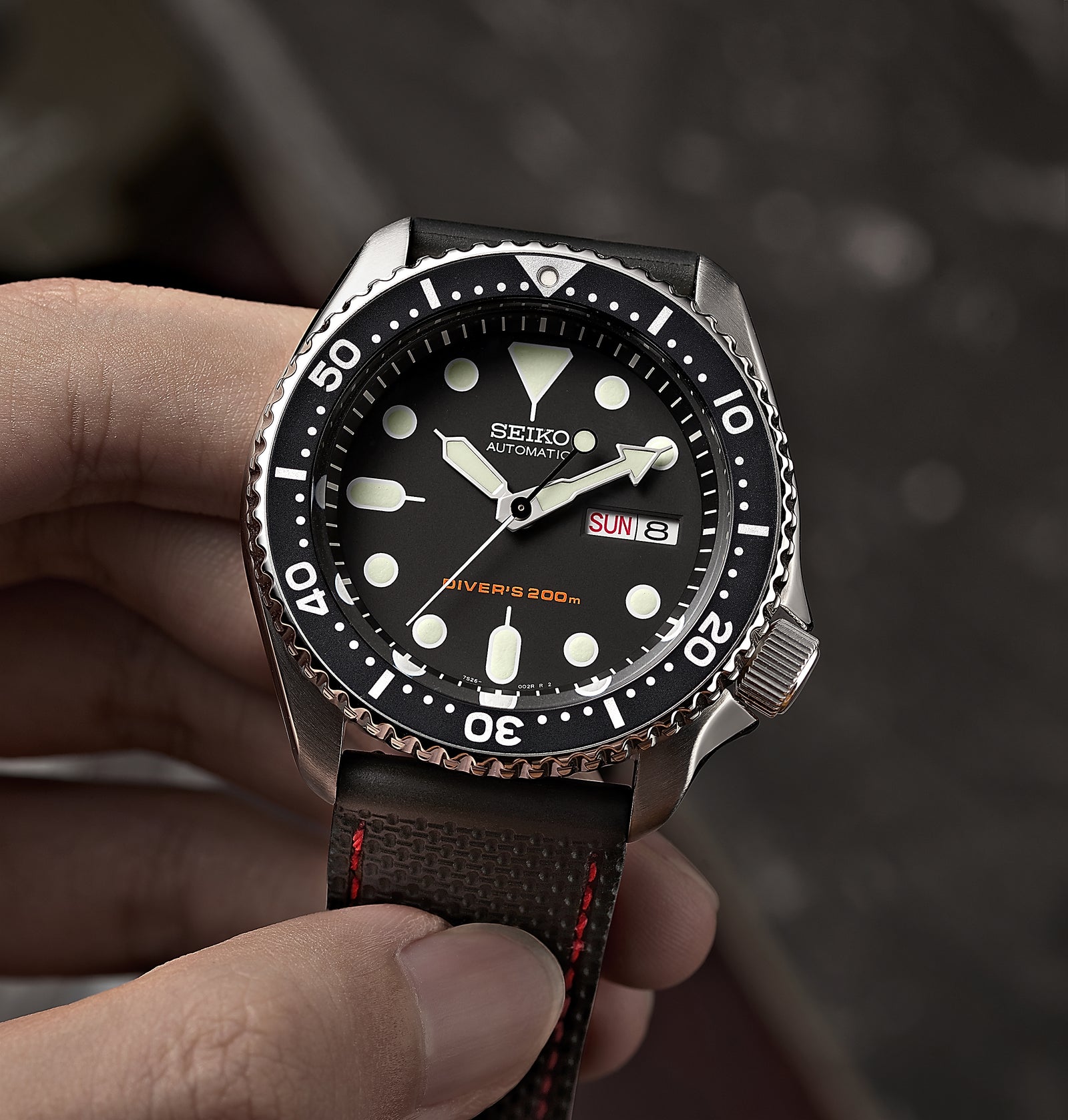 22mm STRAIGHT END PERFORMANCE FKM RUBBER STRAP (UX05